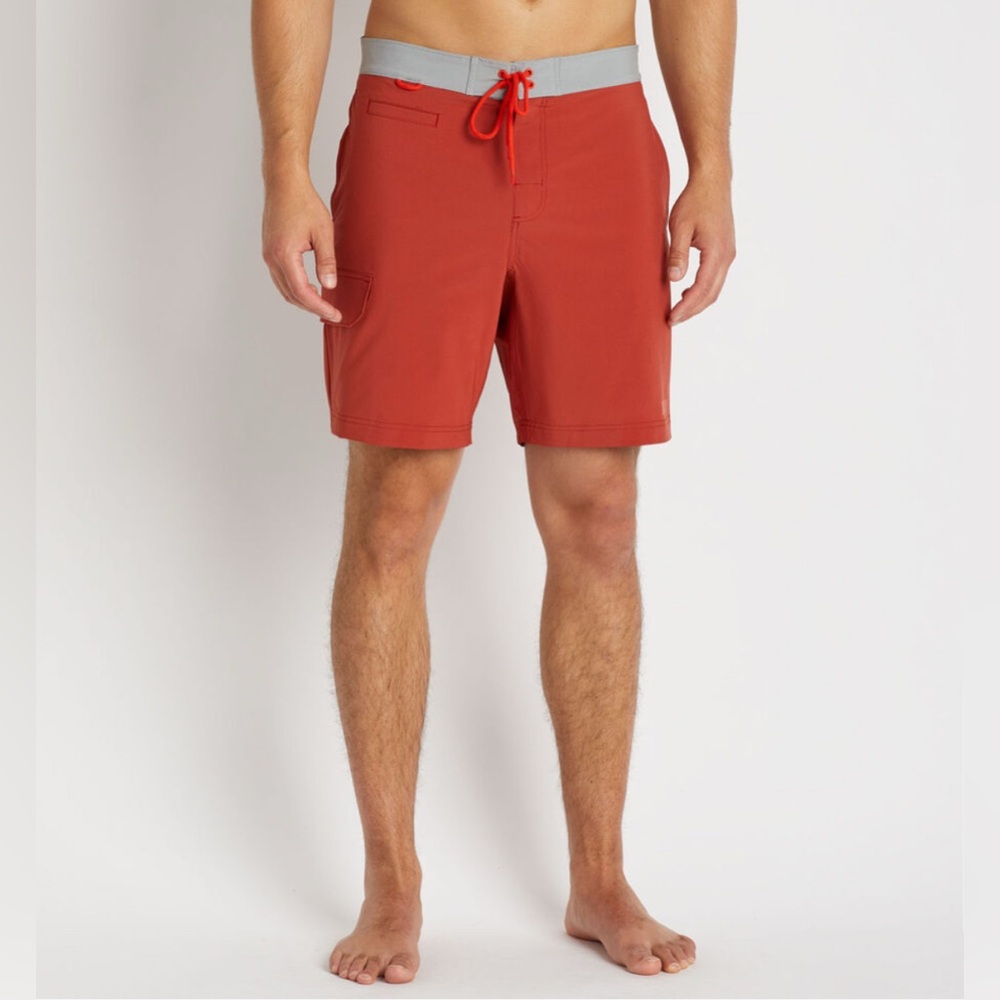 Duluth Trading Co Men's Red and Gray Board Shorts size 36